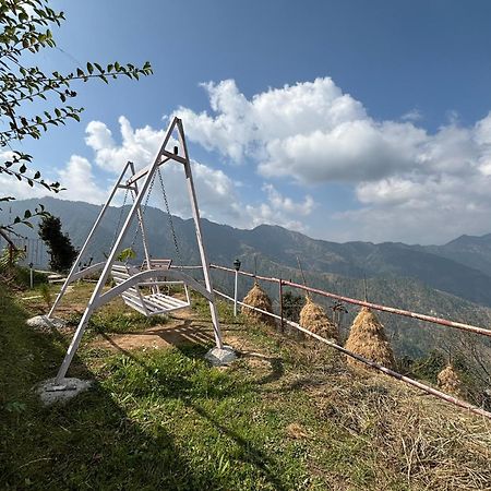 Nivriti Stays Kanatal Exterior photo