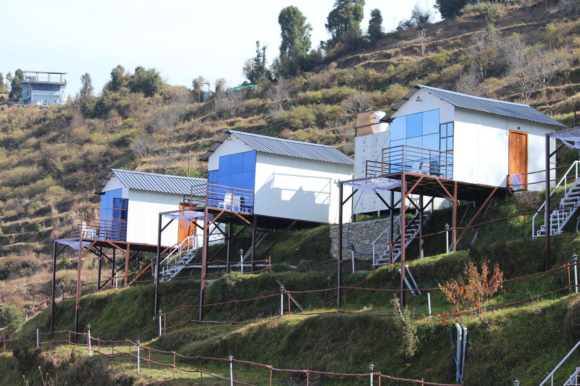 Nivriti Stays Kanatal Exterior photo